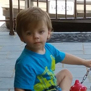 Meet your Posher, Toni