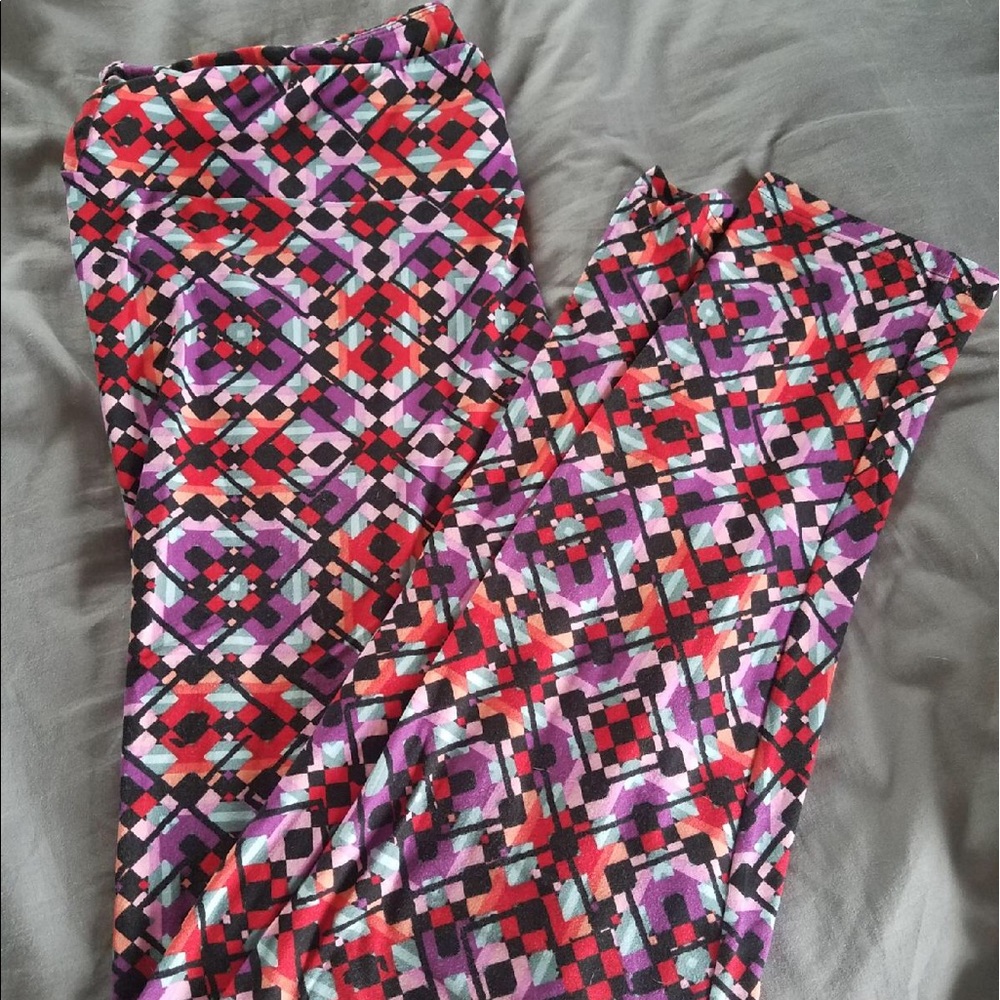 LulaRoe leggings size TC (tall and curvy)