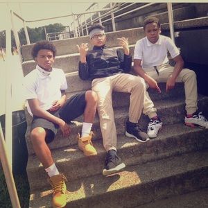 Meet your Posher, Devin