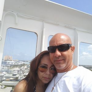 Meet your Posher, Moises