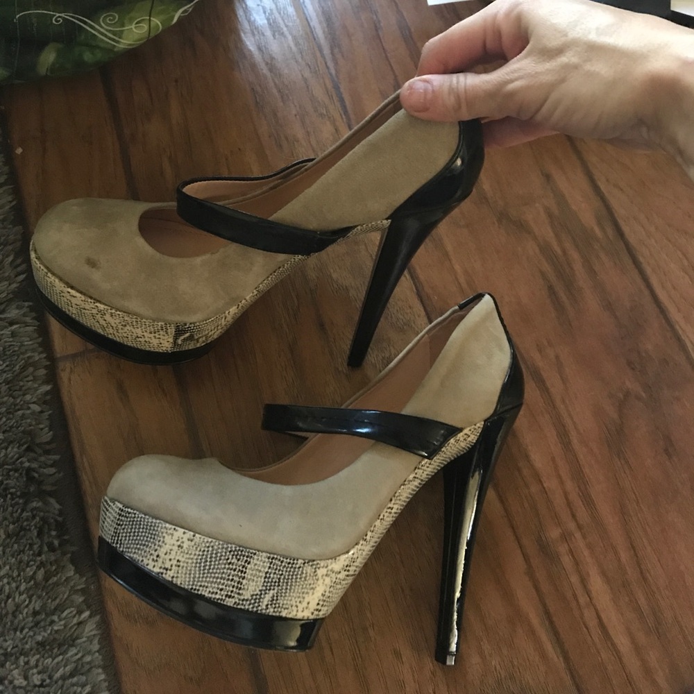 Jessica Simpson babydoll heels