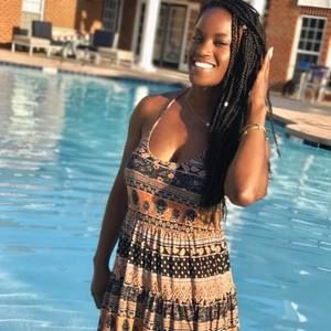 Meet your Posher, Tiara