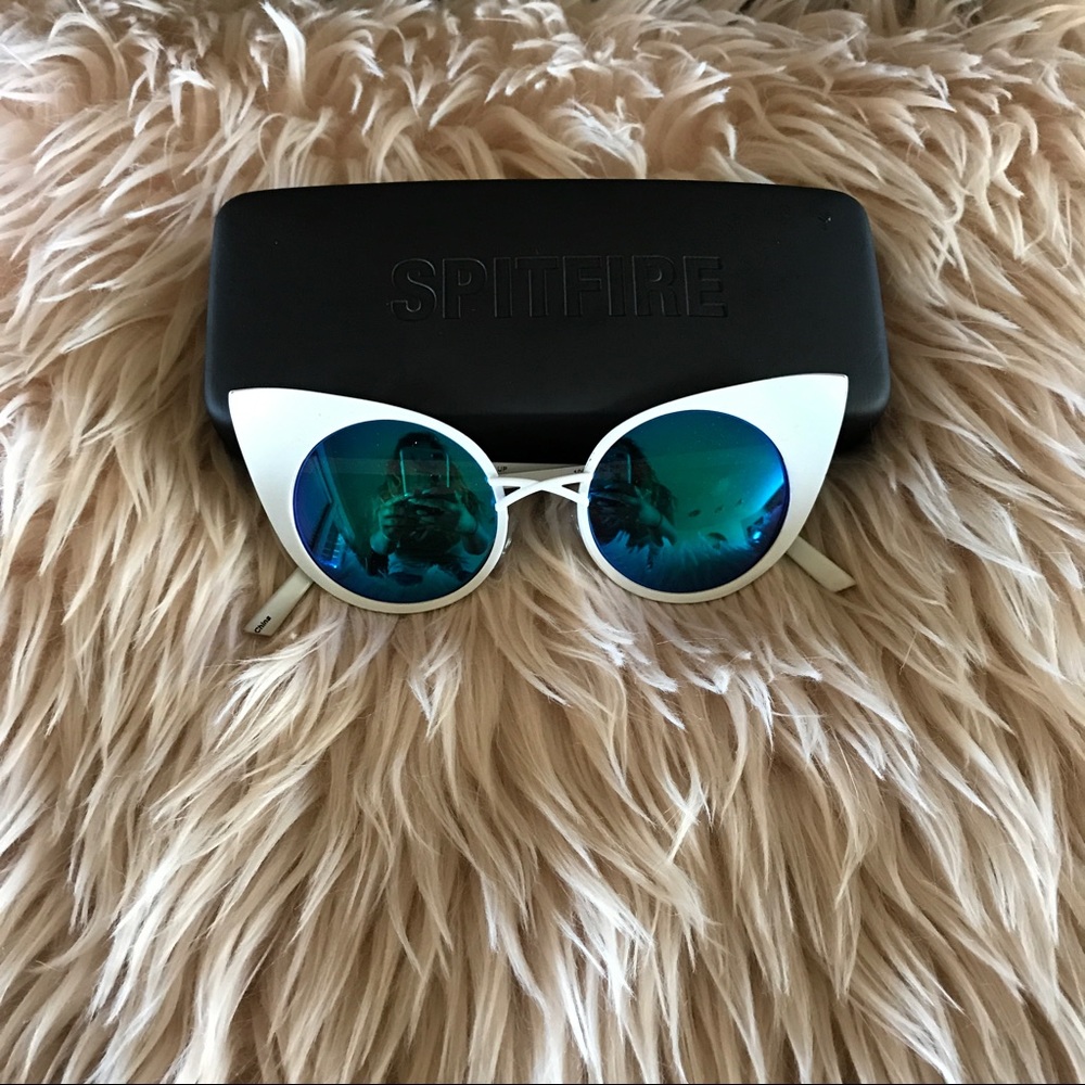 Nasty gal cat eye sunglasses