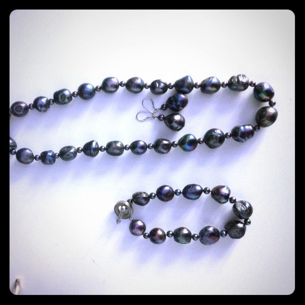 Pearl set