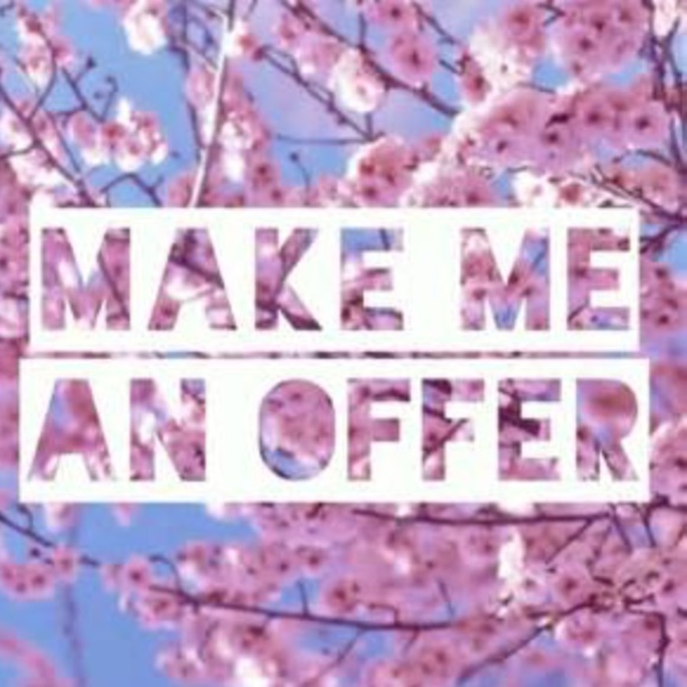 🎉🎉ACCEPTING REASONABLE OFFERS🎉🎉