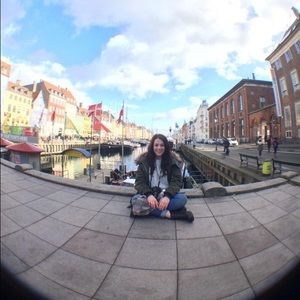 Meet your Posher, Maggie