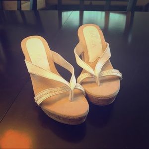 🌺White Colored 🌺 Beach Wedges