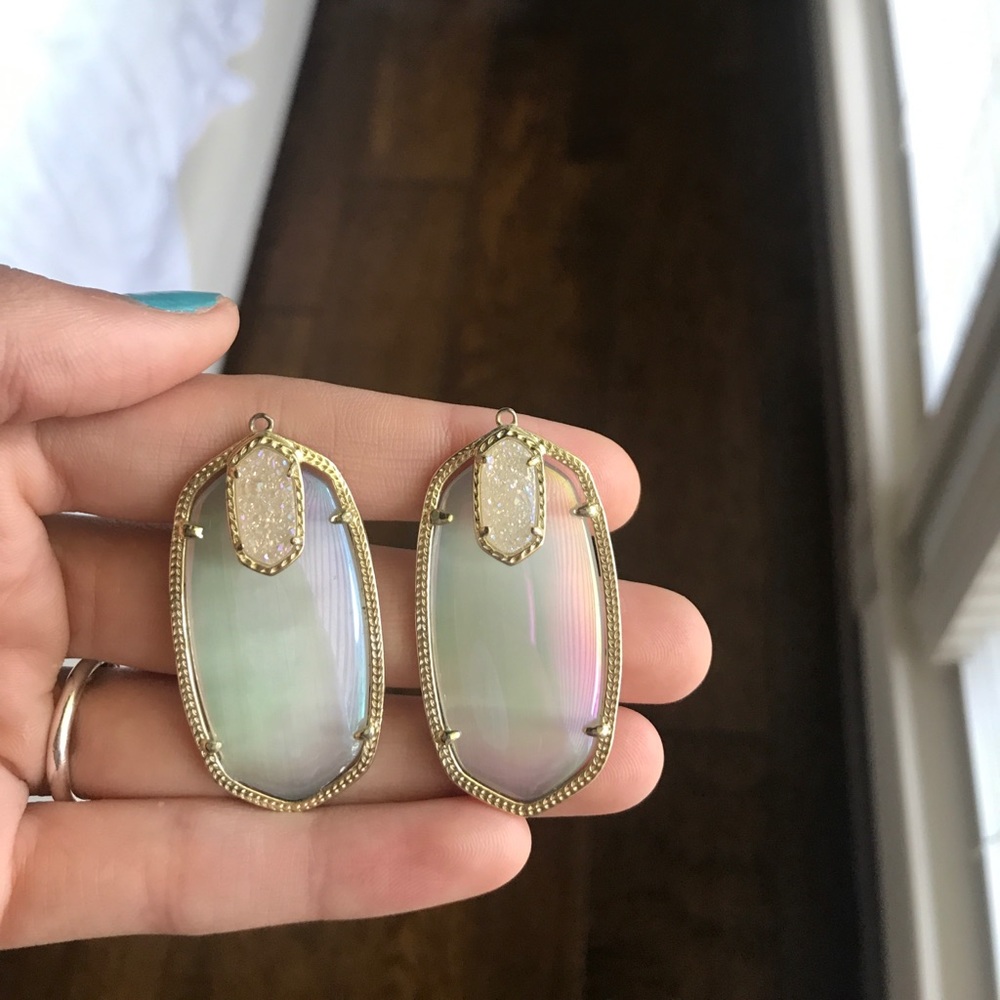Kendra Scott Danielle earrings with druzy stone