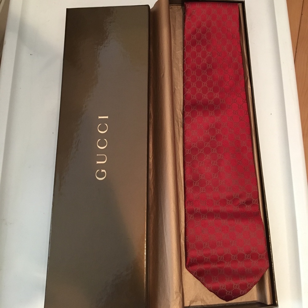 Authentic Red/gold Gucci tie with original box