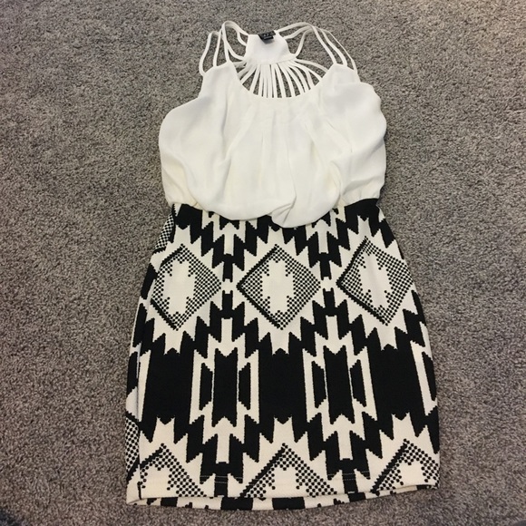 Windsor bodycon dress. Size small - Picture 1 of 2