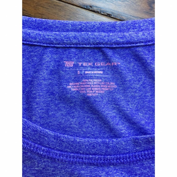 Work out Tee - Picture 2 of 2