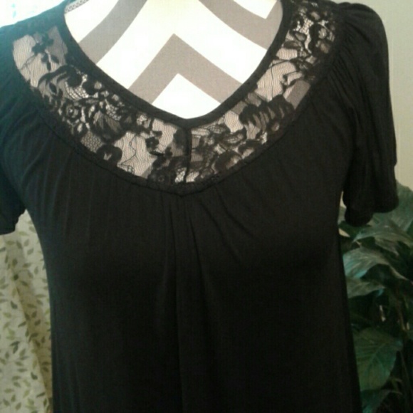 Xai Black shirt - Picture 2 of 5