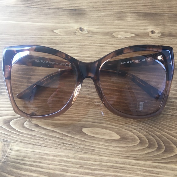 Tom Ford Sunglasses - Picture 4 of 4