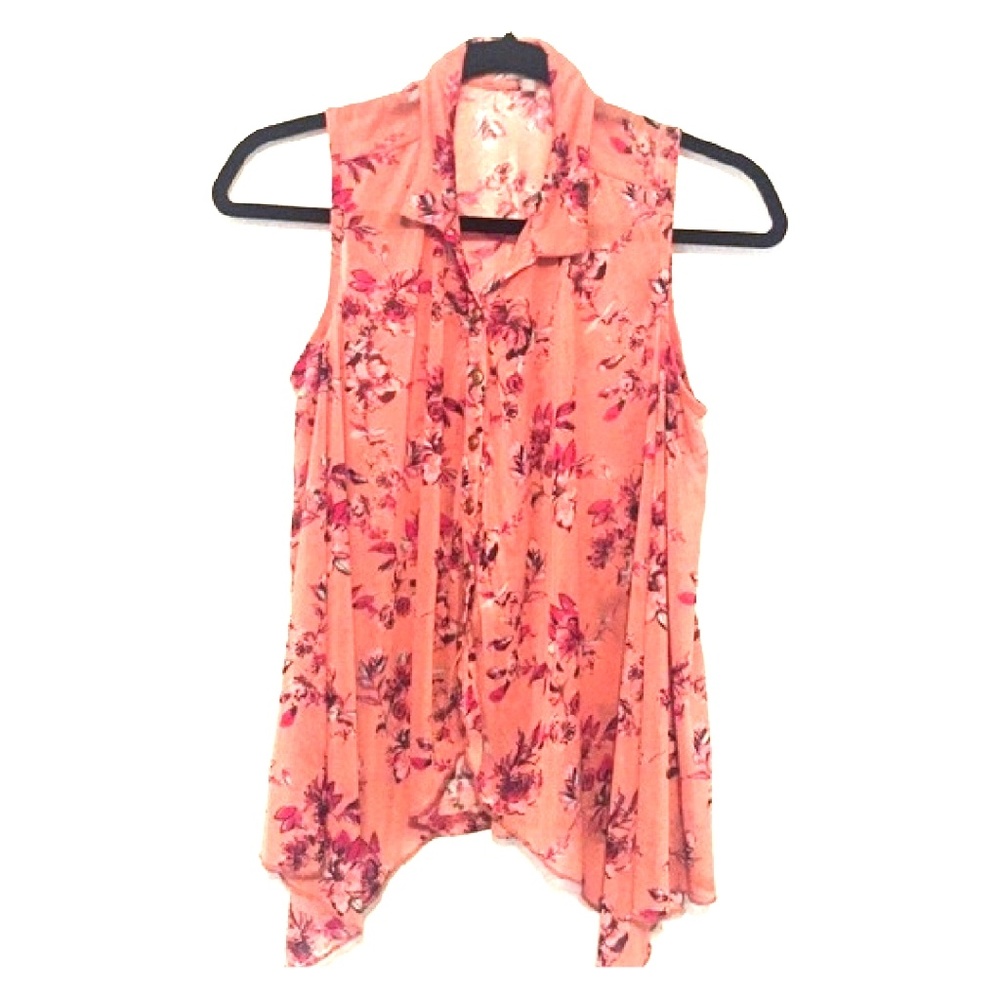 Gorgeous Charlotte Russe floral top
