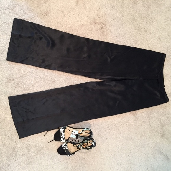 Silk Renato Nucci wide leg trousers. - Picture 2 of 8