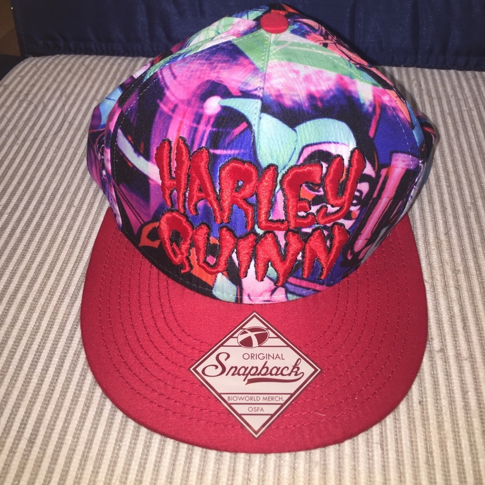 Snapback hat - Picture 2 of 2