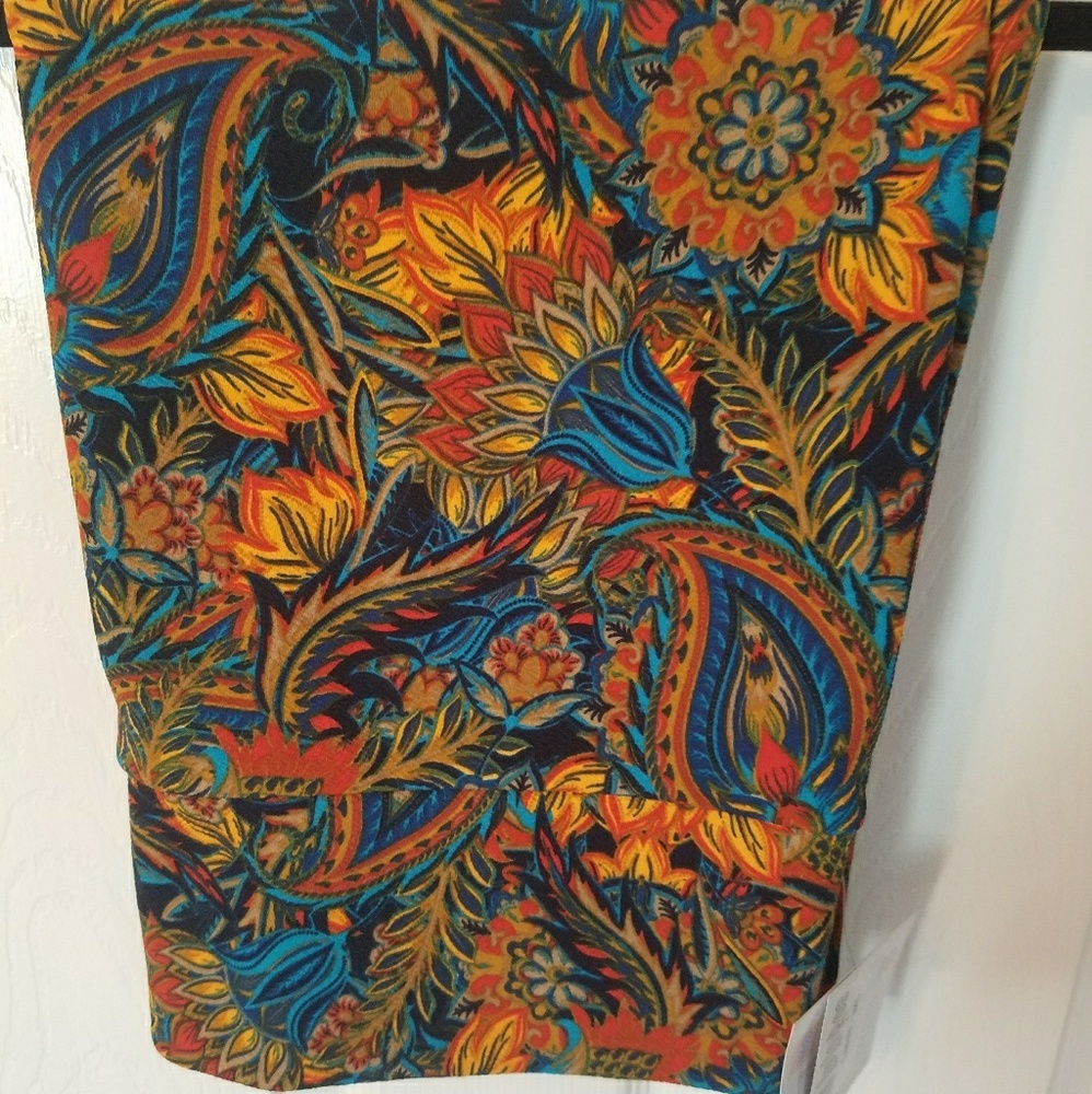 LulaRoe Cassie