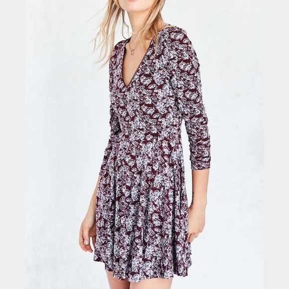 SOLD - NWT! Urban Outfitters Floral Lace Up Dress - Picture 2 of 5