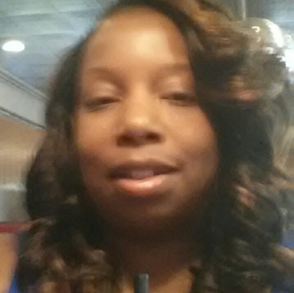 Meet your Posher, Candace