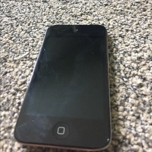 iPod 4th generation (front&back camera)