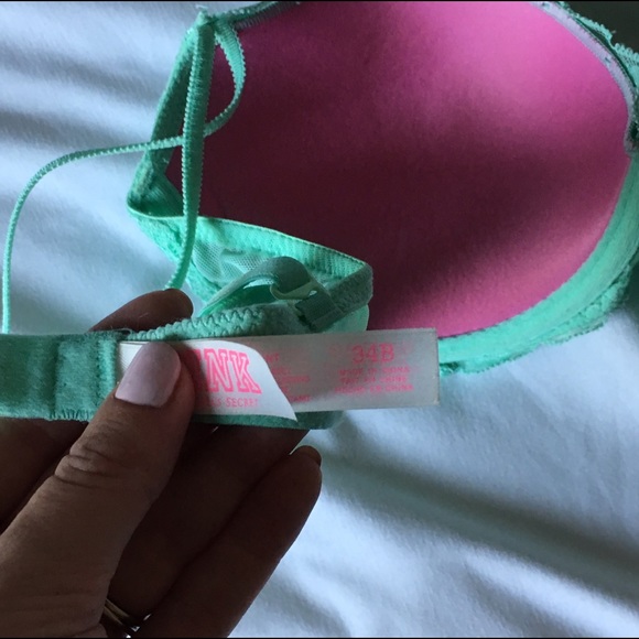 Victoria's Secret aqua push up bra - Picture 2 of 2