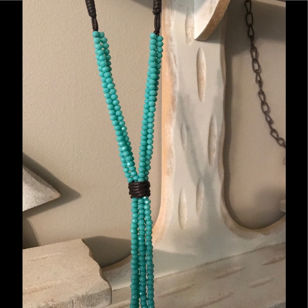 Gorgeous brown leather and turquoise necklace NWT