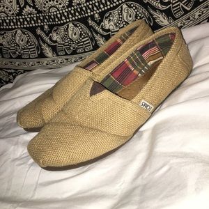 TOMS