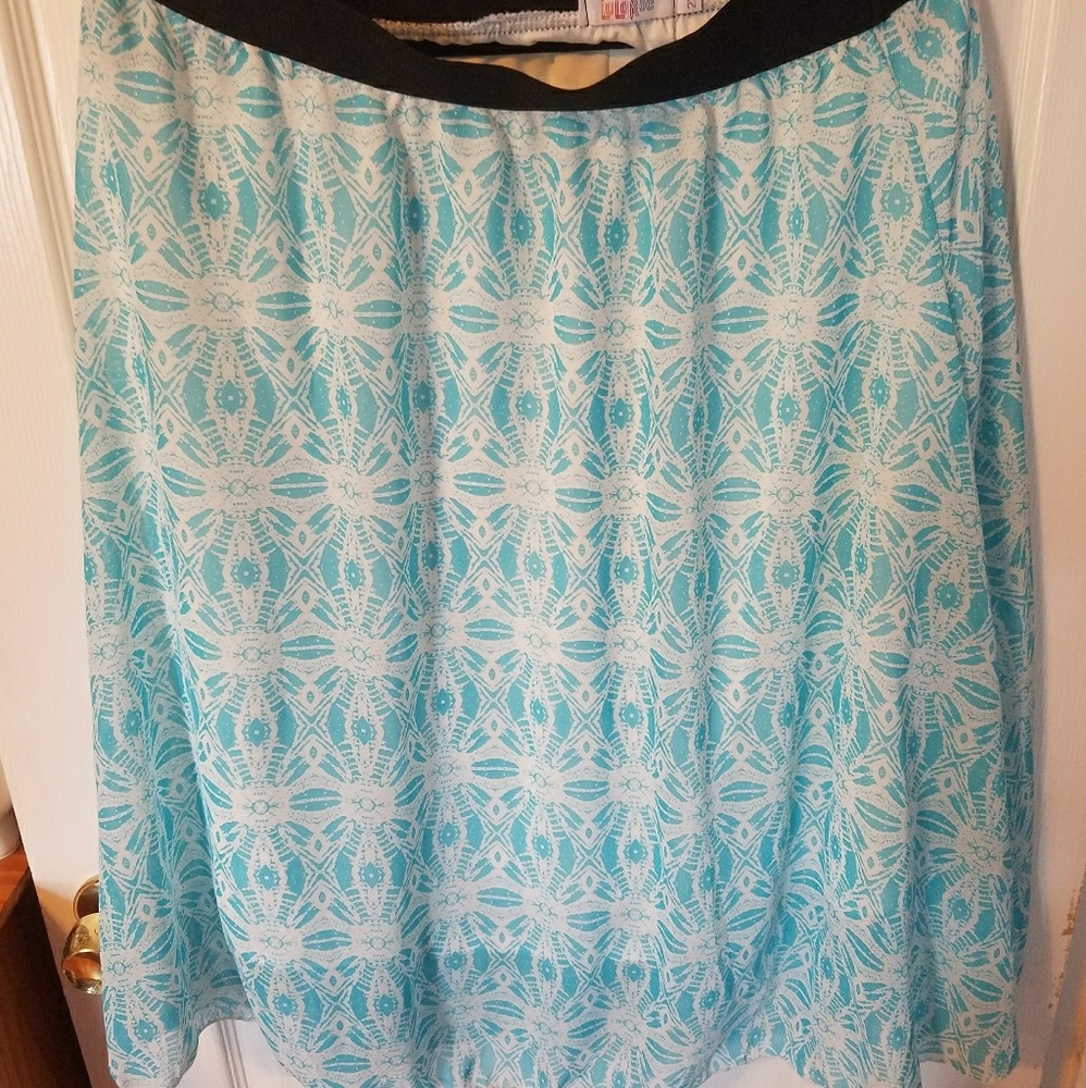 LulaRoe Lola