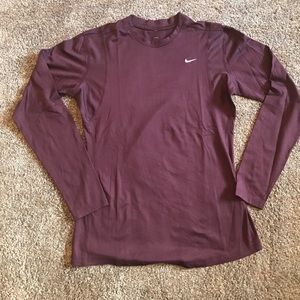 Maroon/plum long sleeve Nike fit dry top size M
