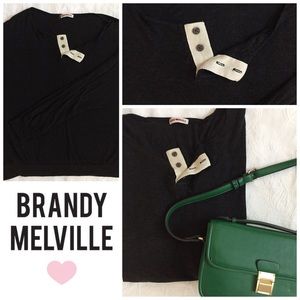 Brandy Melville tee