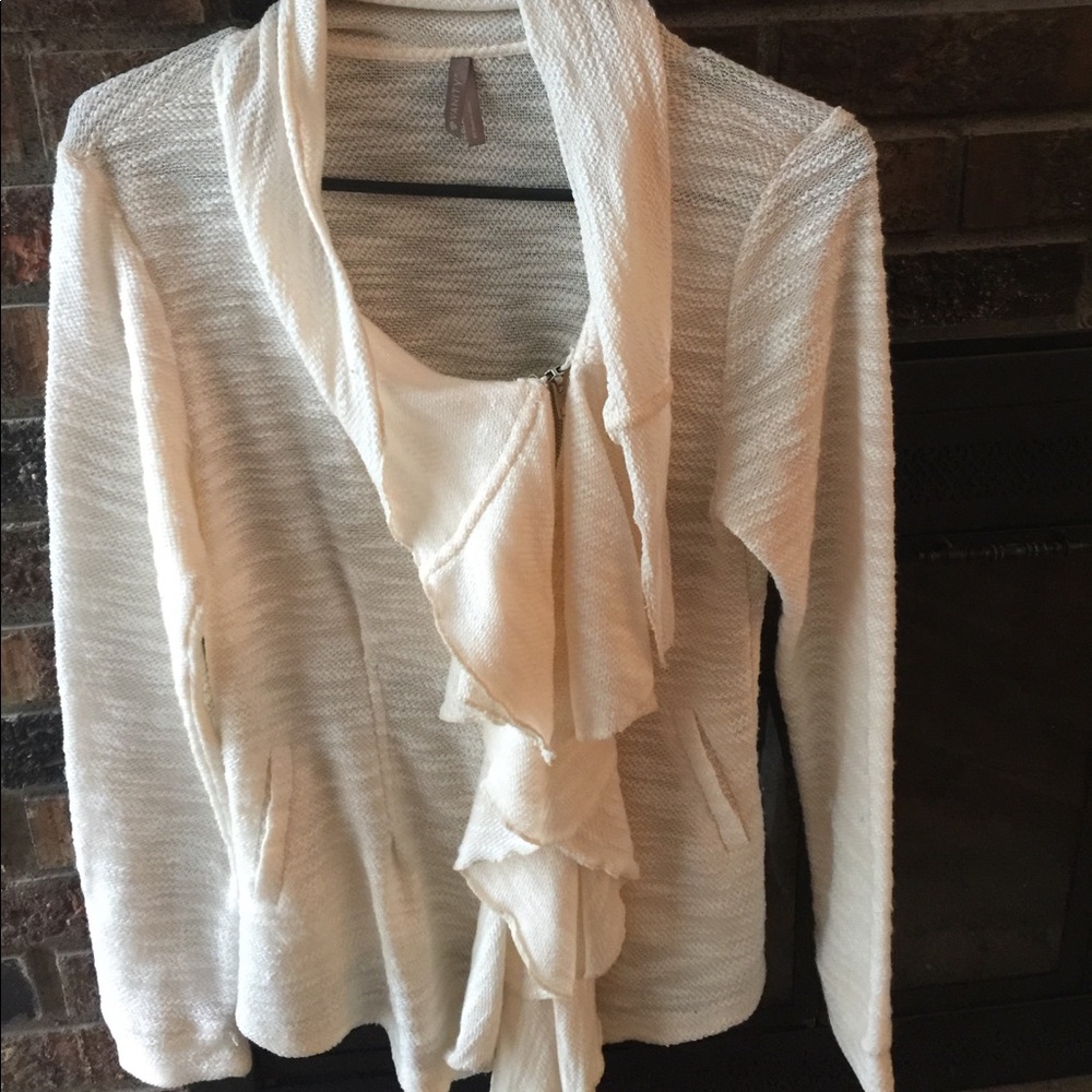 Zip up top - Picture 2 of 2