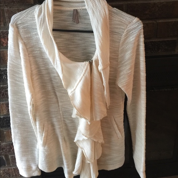 Zip up top - Picture 2 of 2