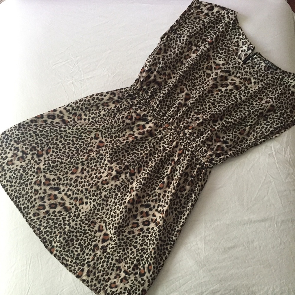Leopard print dress sz. M