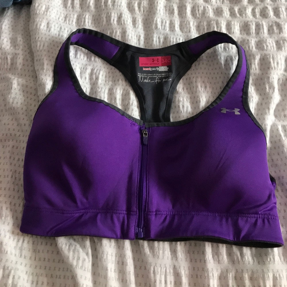Sports bra