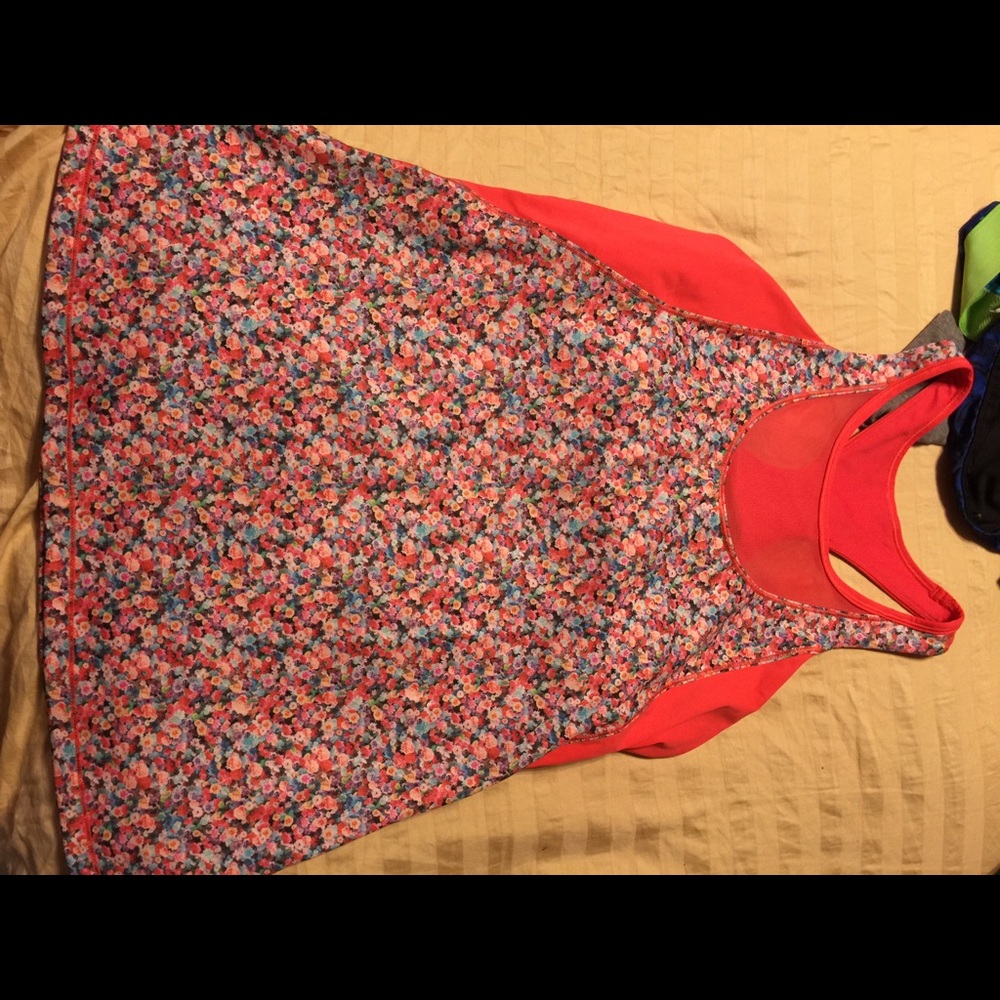 Lululemon mesh floral tank size 12
