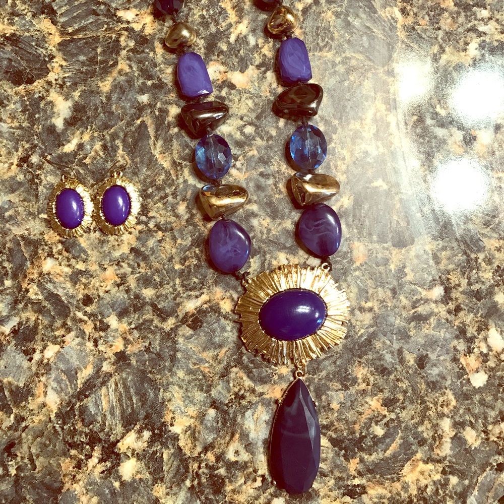 Beautiful blue stone necklace set from Macy's