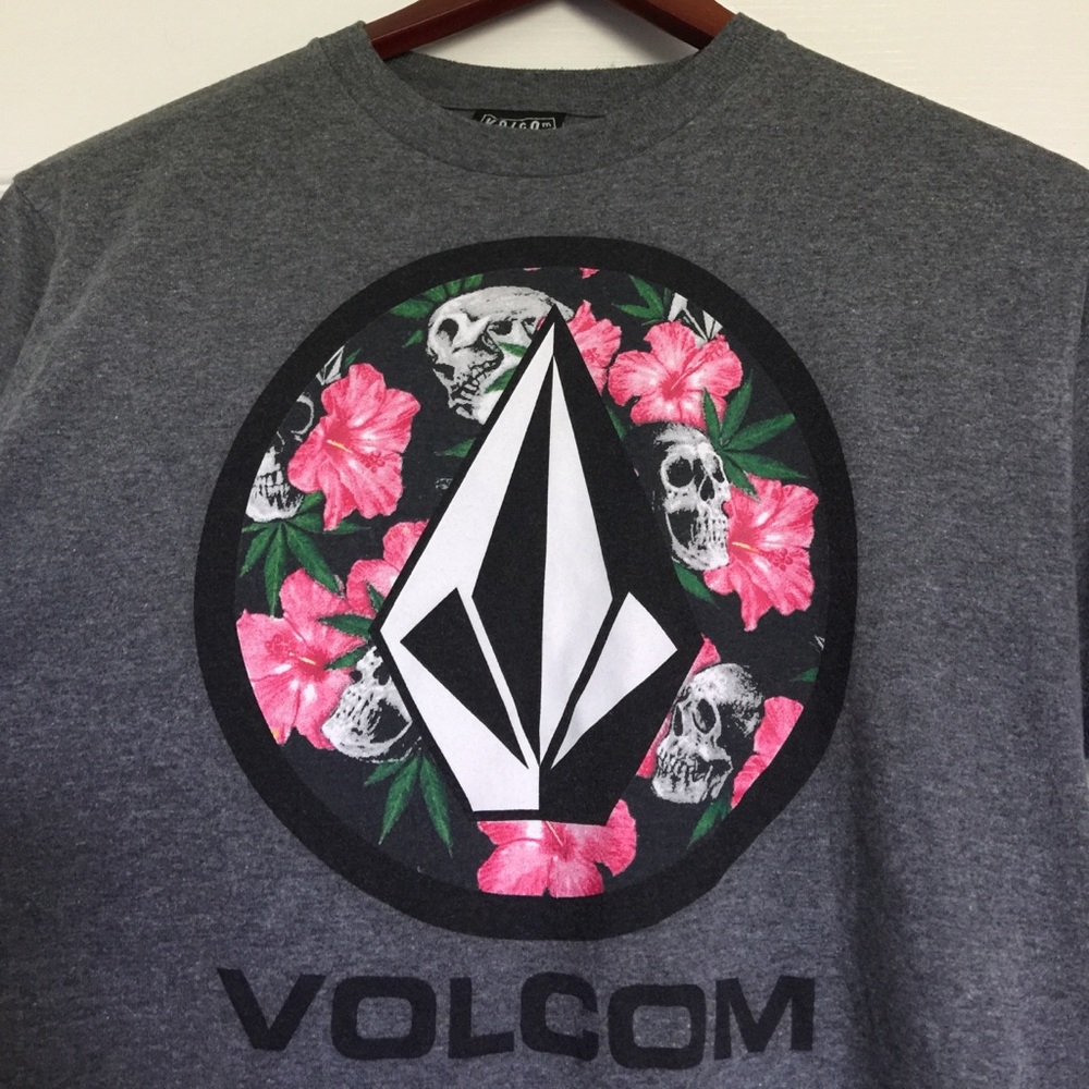 Volcom T shirt SALE FINAL PRICE