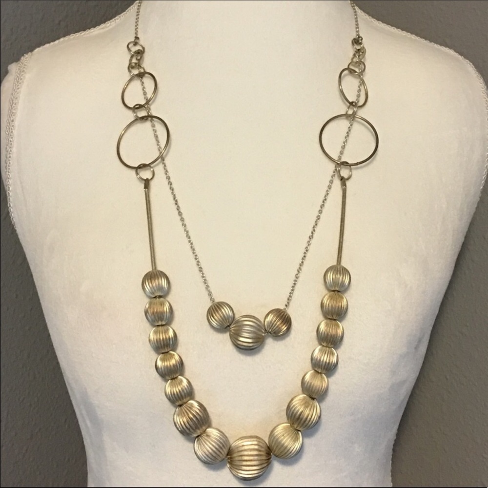 ♥️Pretty silver necklace♥️