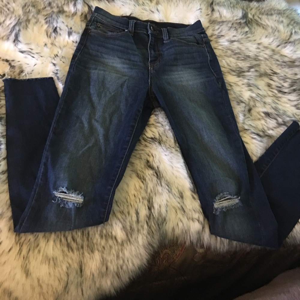 So Black label jeans