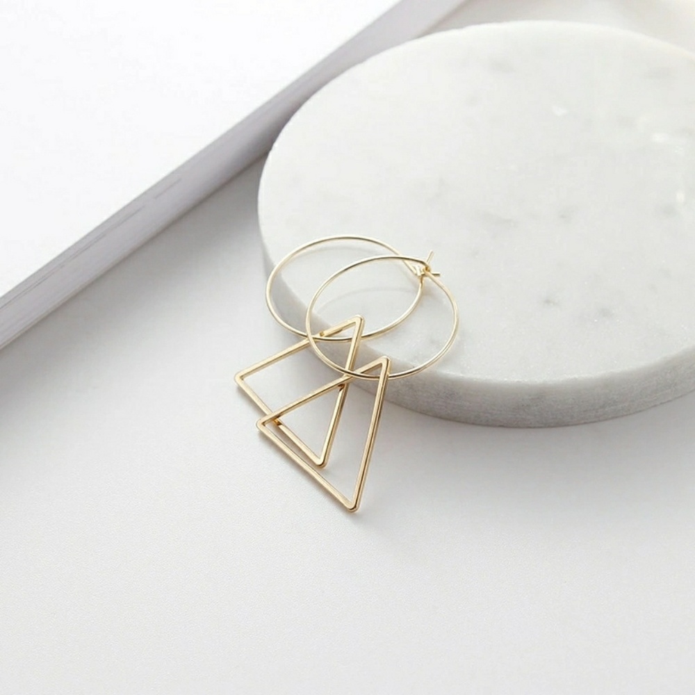 Geometric Dangling Earrings