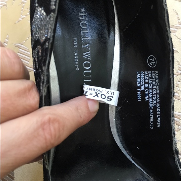 Hollywould Black Silver Lace High Heels with Bow - Picture 4 of 7