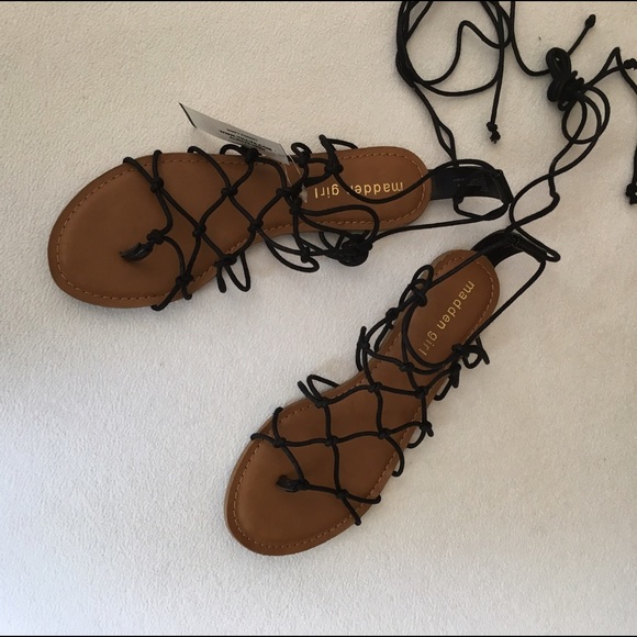 CLOSET CLOSING 30% OFF 2! NWT Steve Madden Sandal - Picture 5 of 5