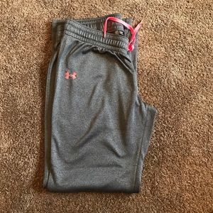 Under Armour Semi-fitted gray sweatpants size Lg