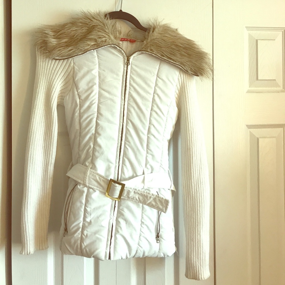 White Faux fur collar jacket
