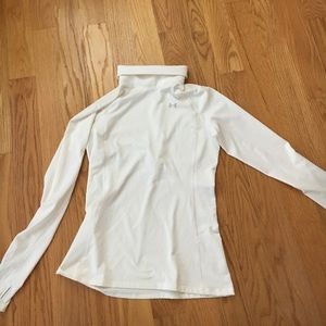White Under Armour Cold Gear Turtle Neck