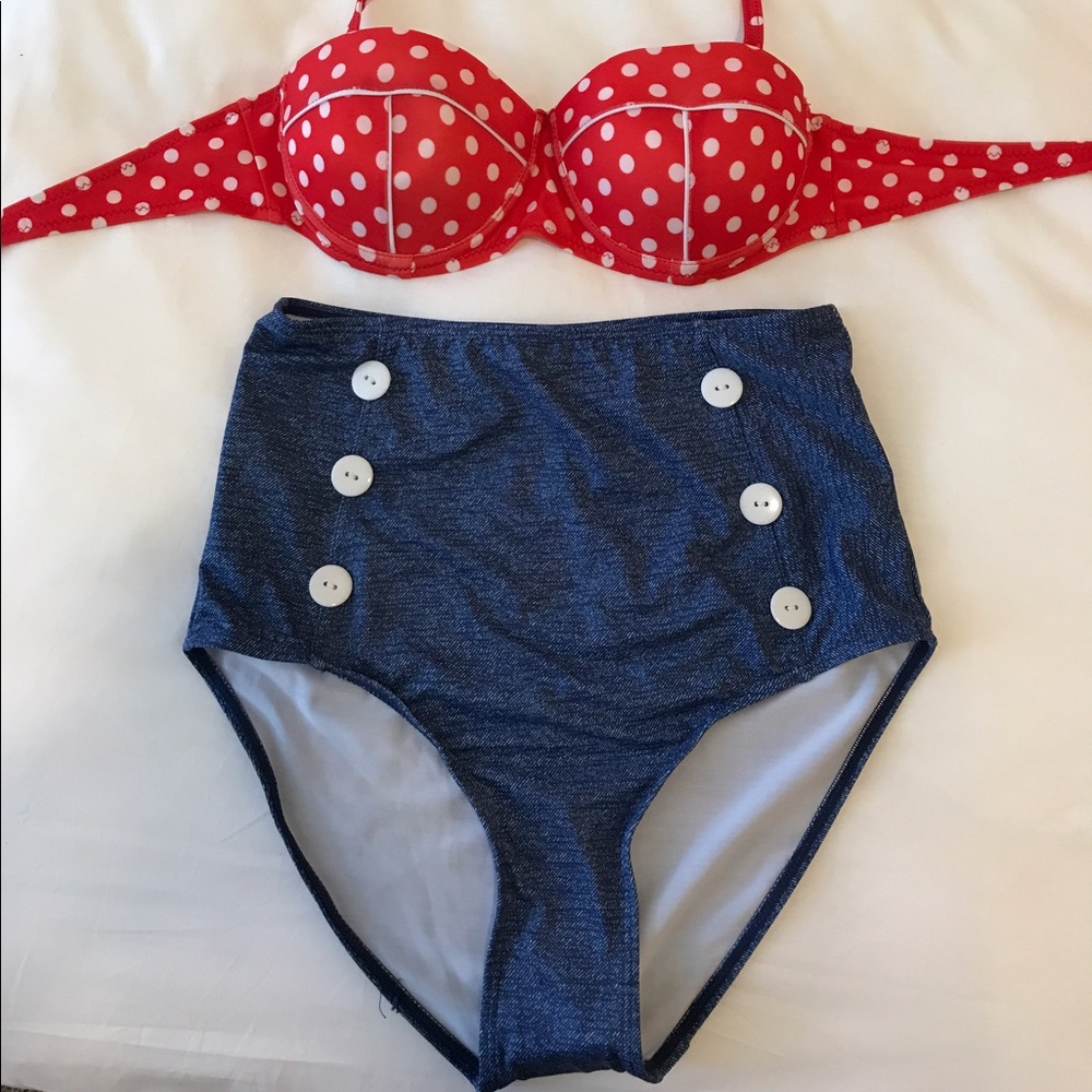 Retro Pin-up Girl Bikini GREAT 4 HALLOWEEN!