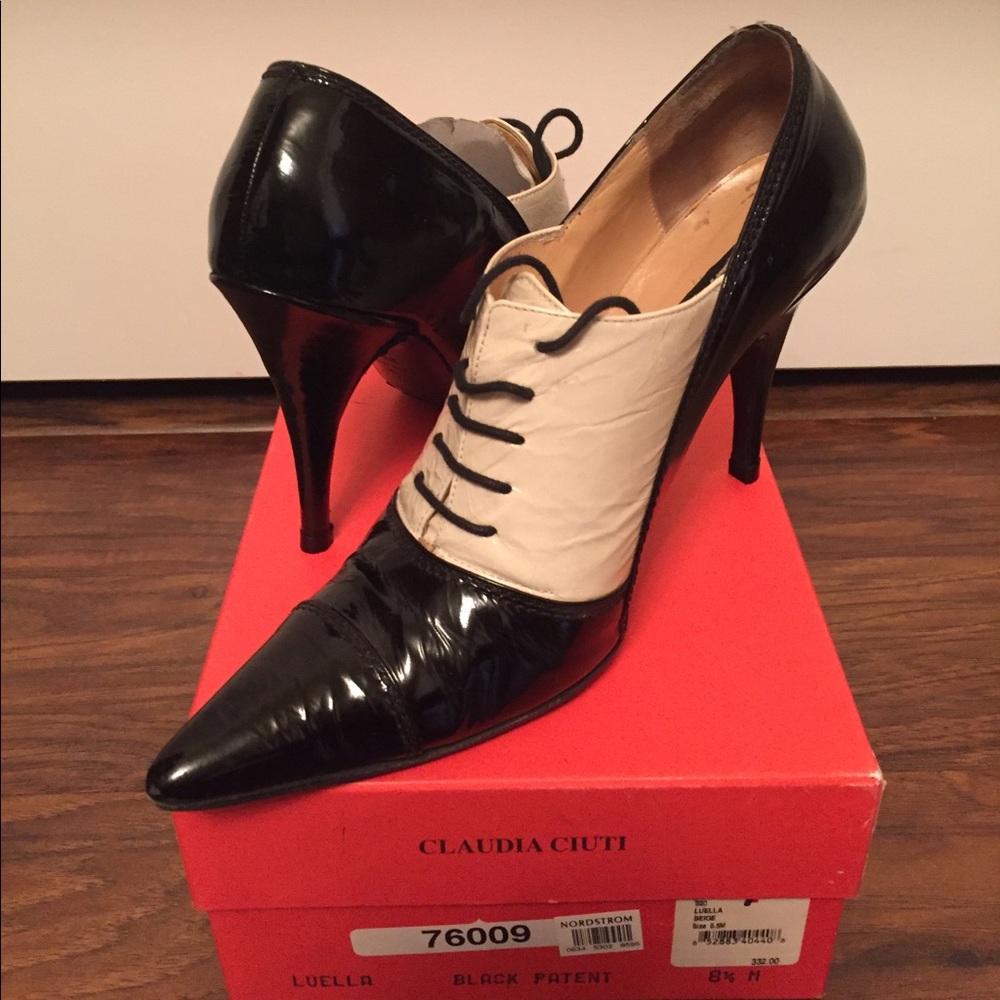 ***SOLD*** Italian Black Patent Ankle Heels
