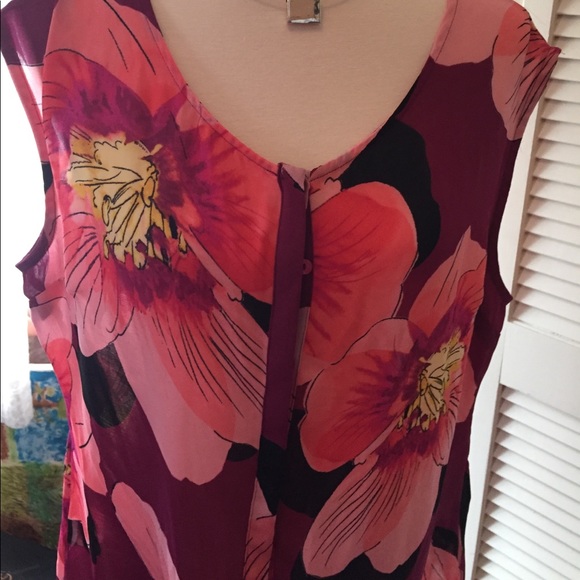 ⚾️ Floral Halter Top - Picture 4 of 4