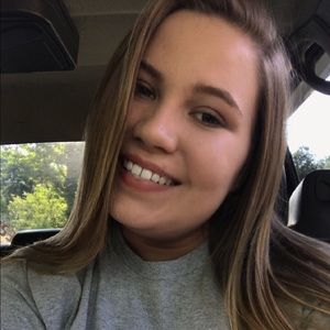 Meet your Posher, Shelby