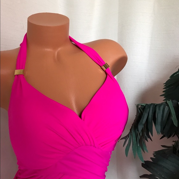 NWT VS 38d,36d UNFORGETTABLE VERY COMFY! MAX SUPPORT - Picture 2 of 4